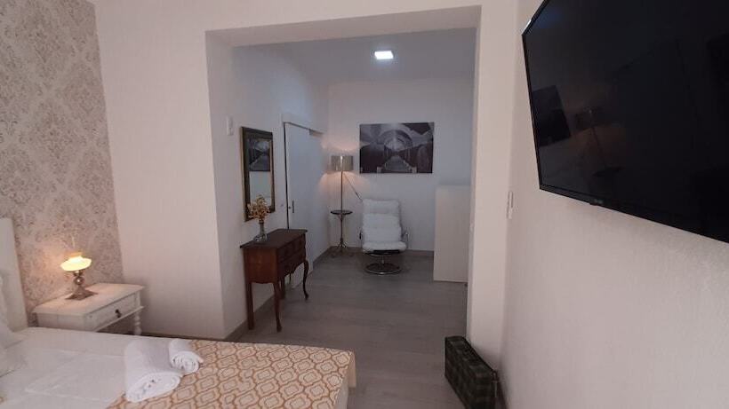 Hostel De Borba   Just In House