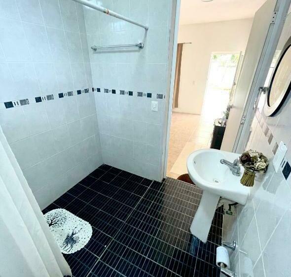 호텔 Lagoon House Kinuh