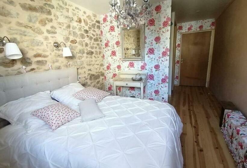 膳宿费 Achilée Les Herbes De La Saint Jean