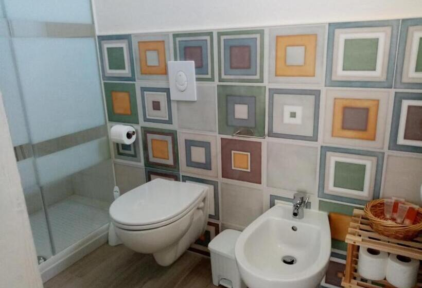 پانسیون Andasì