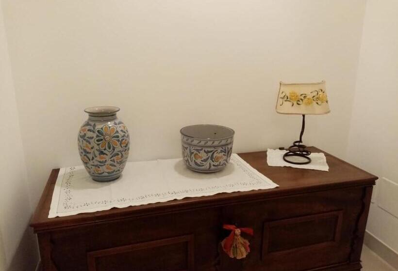 پانسیون Andasì