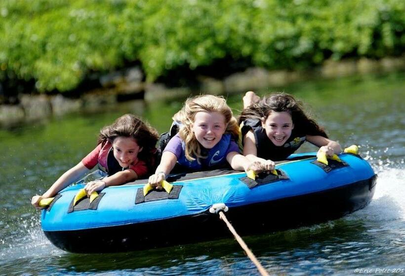 Пансион Au Fond Du Jardin