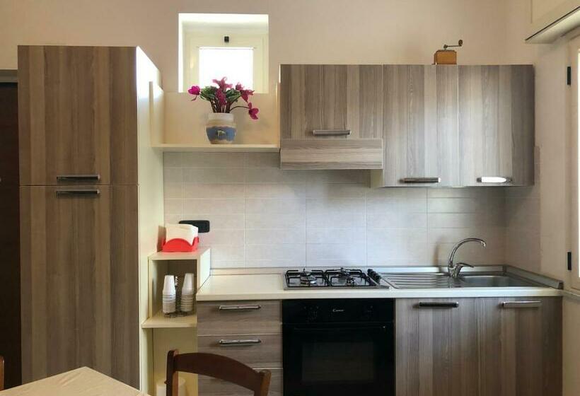 Пансион Caruso Apartment