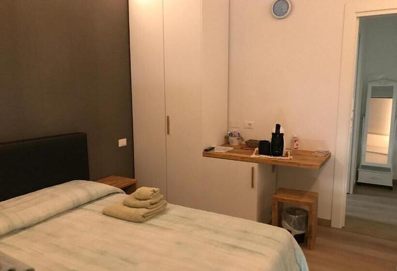 פנסיון Dimora Aurora