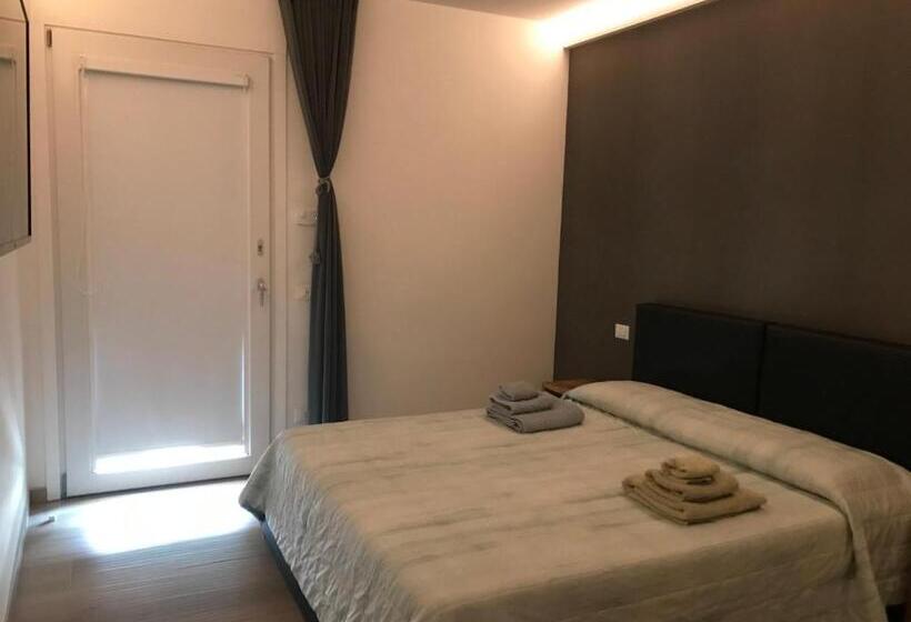 פנסיון Dimora Aurora