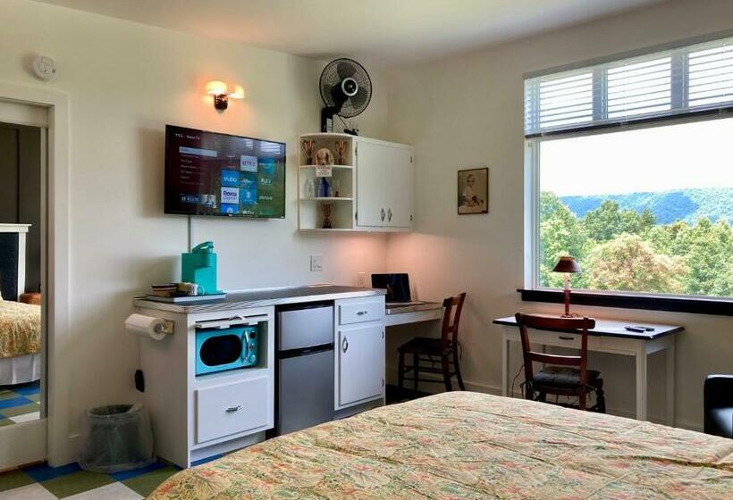 פנסיון Eden S Echoes Country Retreat