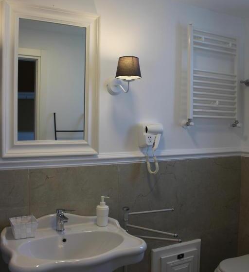 بنسيون Ellysblue