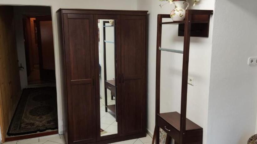 Пансион Gästeunterkunft Gangkofen