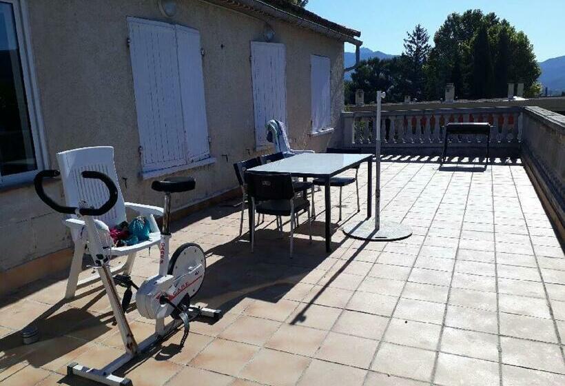 بنسيون La Provence 17 Les Horizons Clairs Chemin Des Passons
