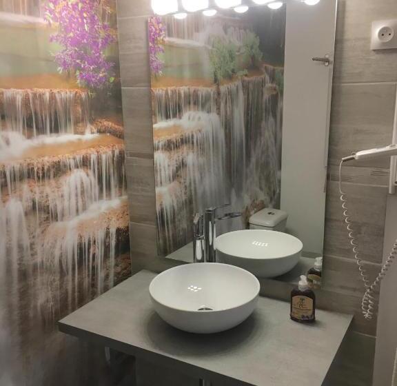 ペンション La Vie En Roses