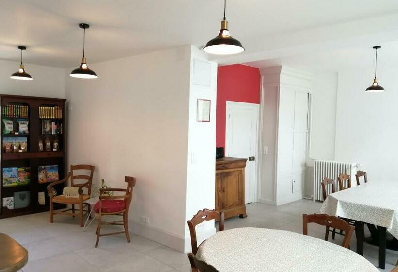 ペンション Le Relais Des Roses Chambres D Hôtes