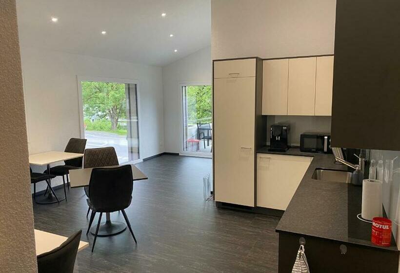 بنسيون Moto Center Beo Ag