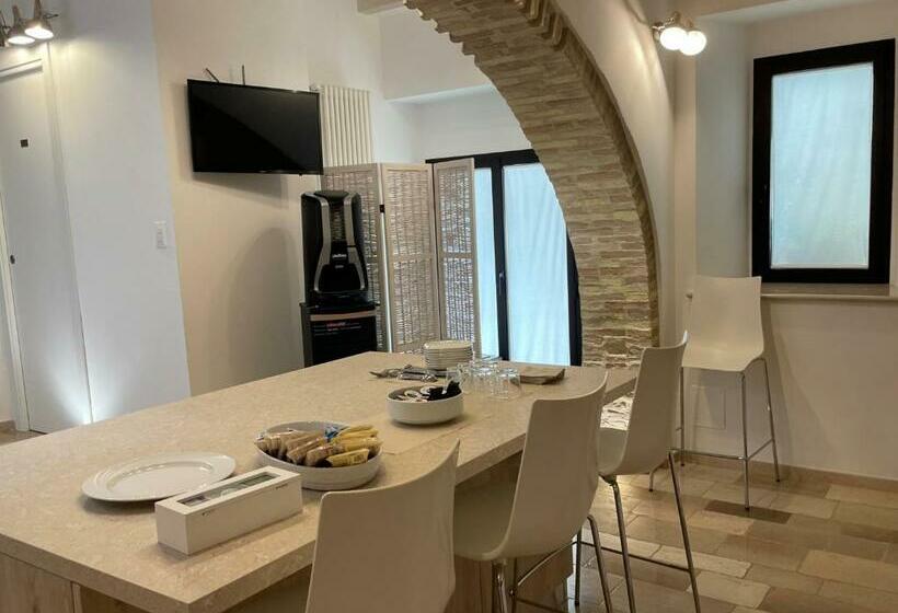 بنسيون Nina E Il Mare