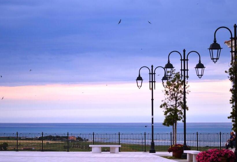 ペンション Nina E Il Mare