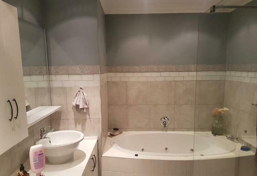 Пансион Roosboompies Guest Suite