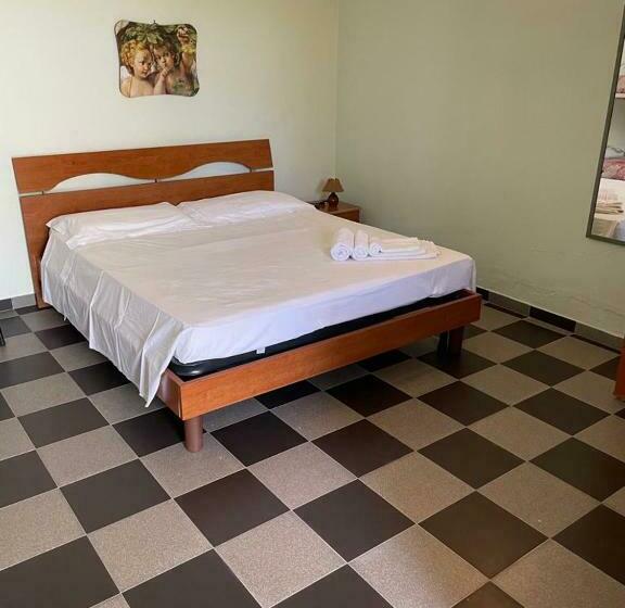 بنسيون Tenuta Innocenzi