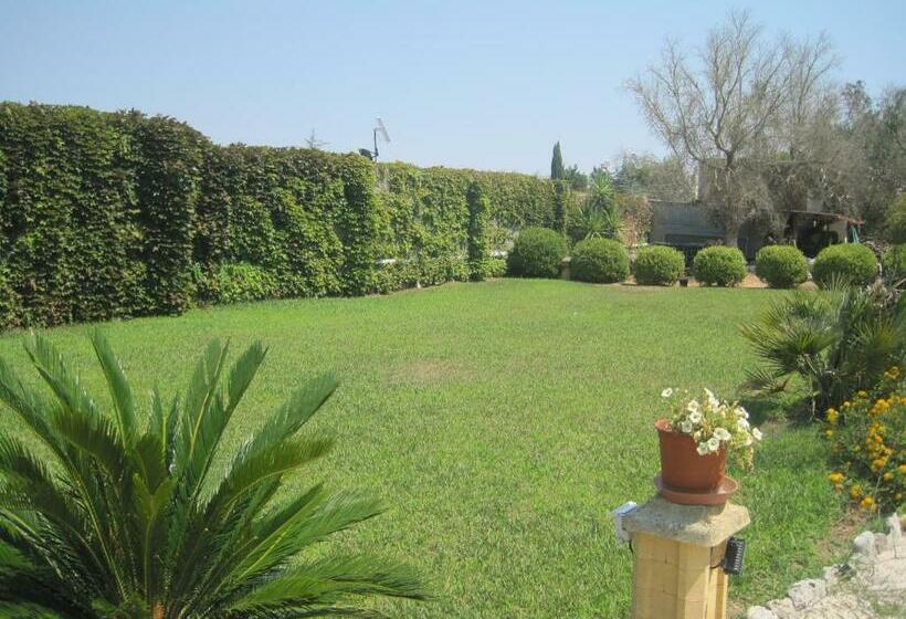 بنسيون Tenuta Innocenzi