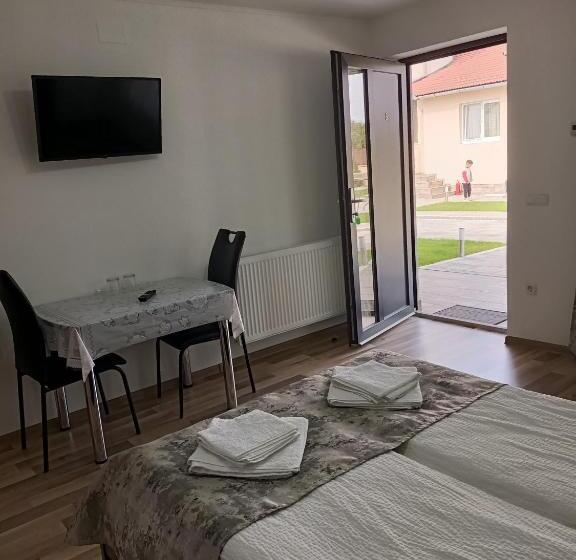 بنسيون Vila Ge