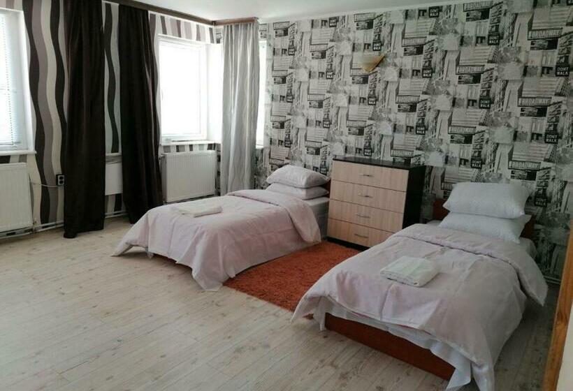 פנסיון White House Silistra