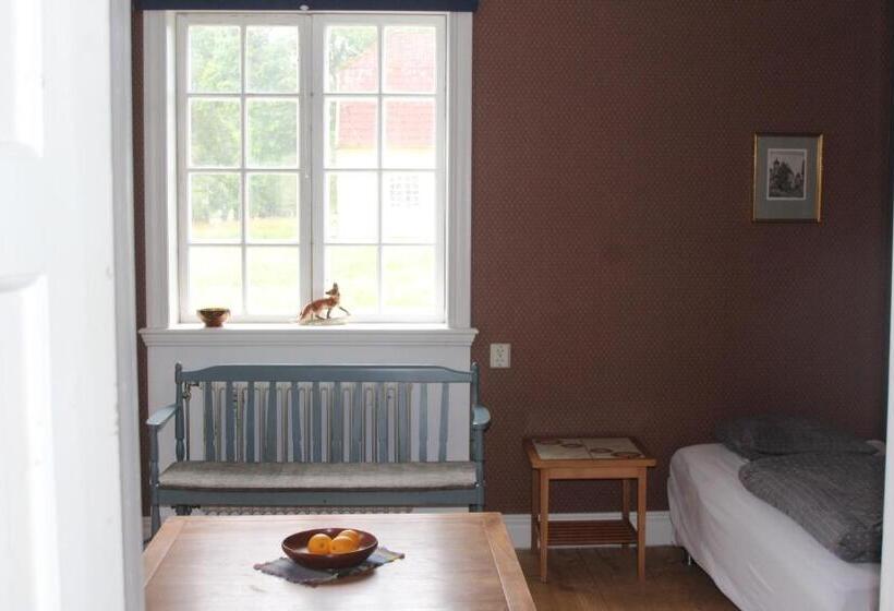 Yxkullsund Säteri B&b   Manor & Estate Since 1662