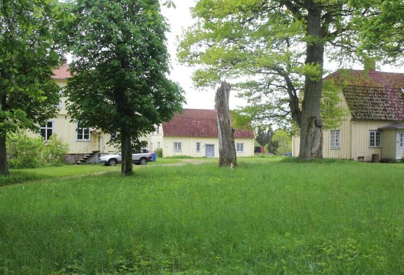 Yxkullsund Säteri B&b   Manor & Estate Since 1662