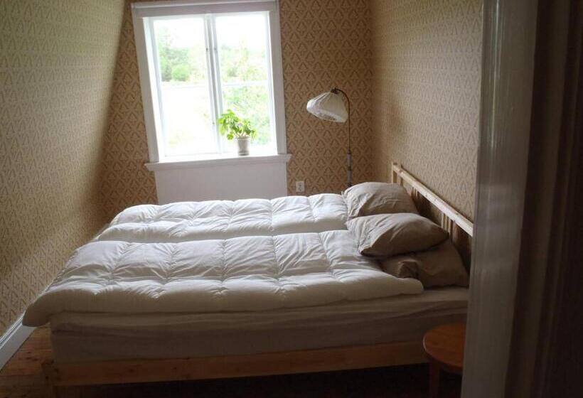 Yxkullsund Säteri B&b   Manor & Estate Since 1662