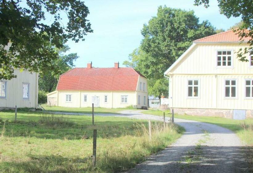 Yxkullsund Säteri B&b   Manor & Estate Since 1662