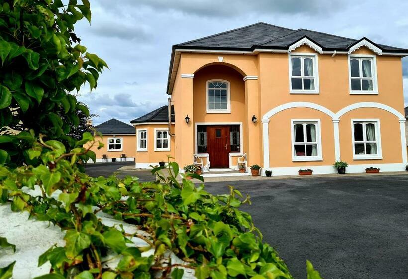 Archmor House B&b