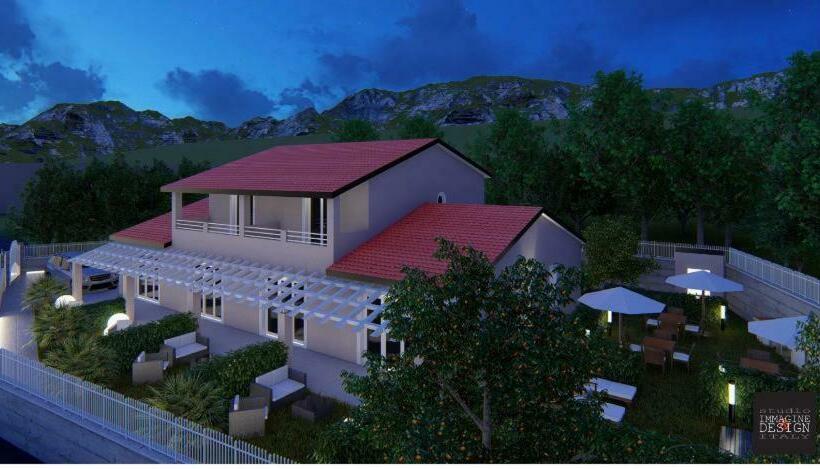 تختخواب و صبحانه 4essences Boutique Rooms