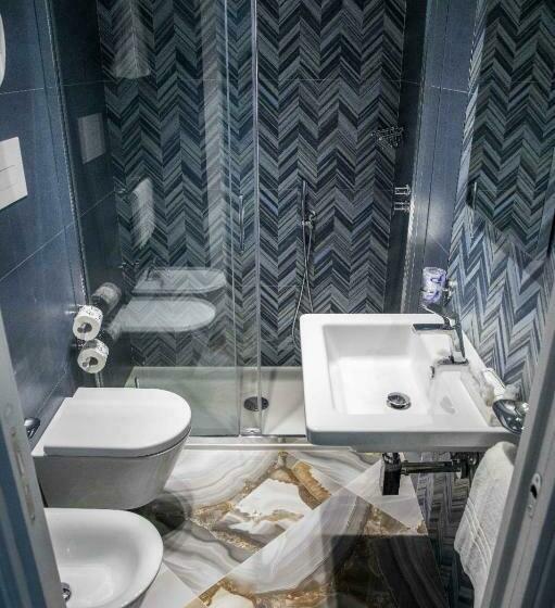 تختخواب و صبحانه 4essences Boutique Rooms