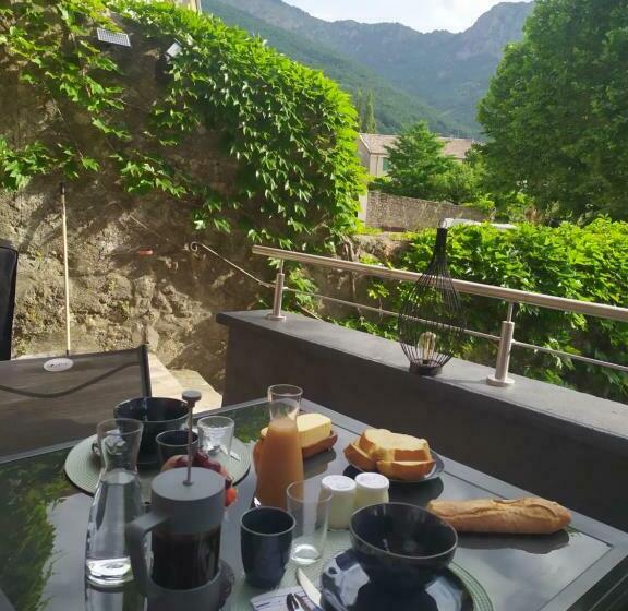 住宿加早餐  Au Pied De La Béalière