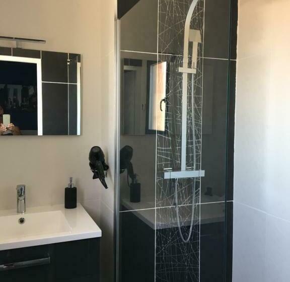 민박 Blue Diamond Room