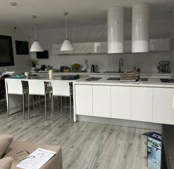 민박 Blue Diamond Room