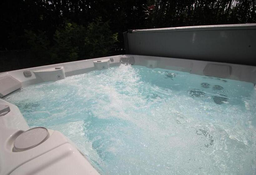 צימר Insula Felix Bed&breakfast