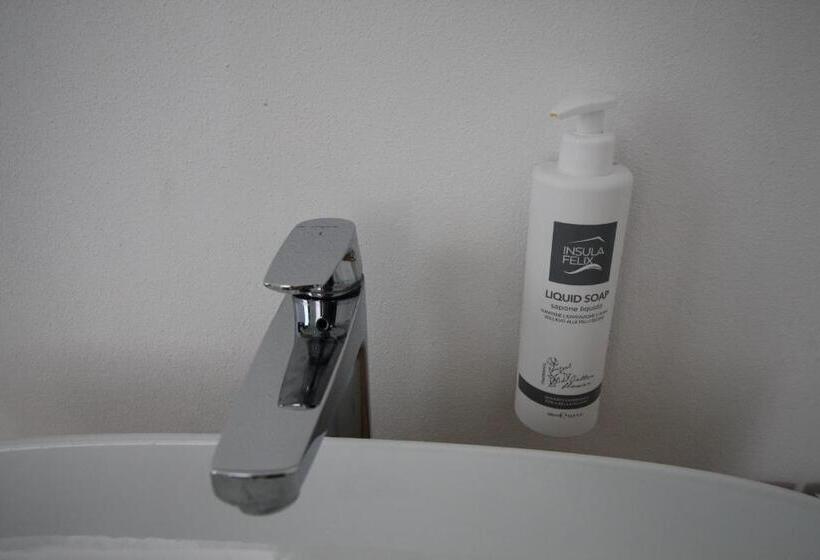 צימר Insula Felix Bed&breakfast