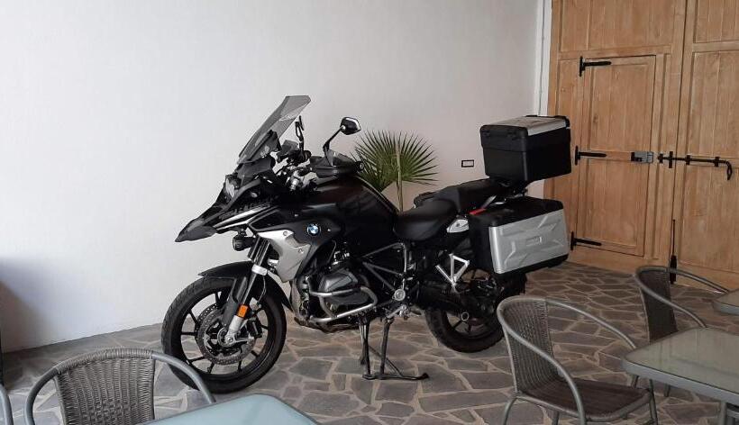 Bed and Breakfast La Vecchia Dimora