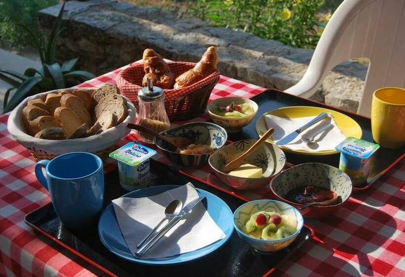 Bed and Breakfast Le Chant Du Coq