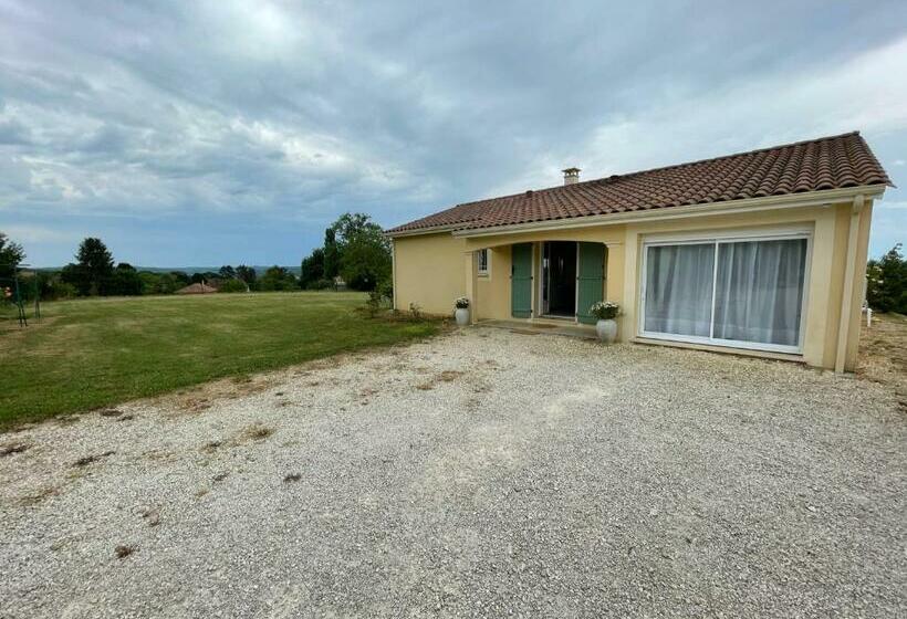 ベッドアンドブレックファースト Les Jardins De Maelle