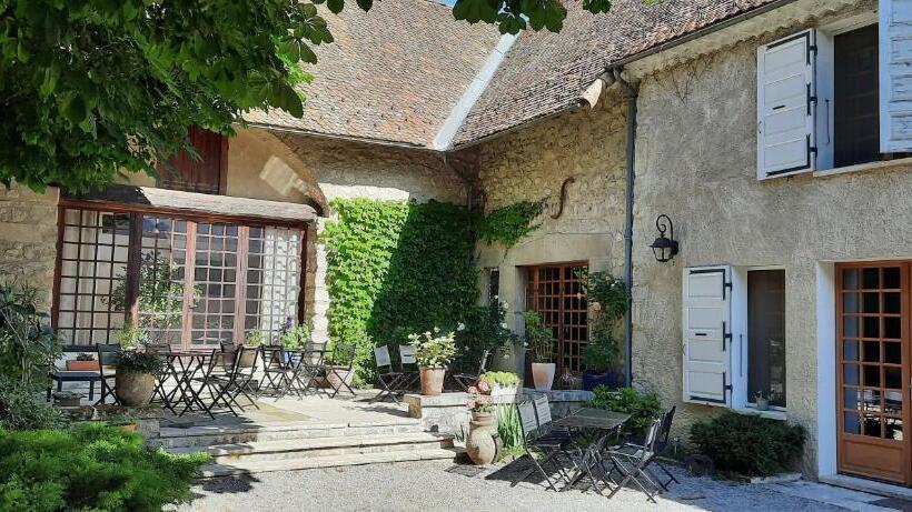 مبيت وإفطار Les Vagabonds Du Mont