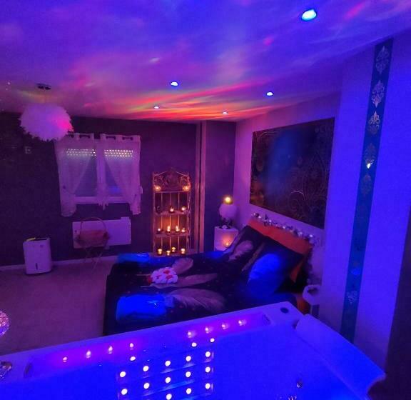 住宿加早餐  Loft Avec Baignoire Spa Lécrin Romantique