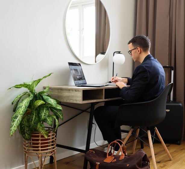 Foundry Hotel Apartments