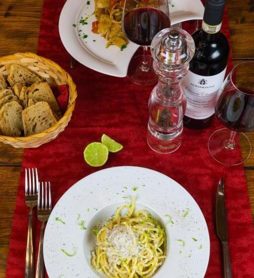 Отель Agriturismo La Cascina Dei Chicchi