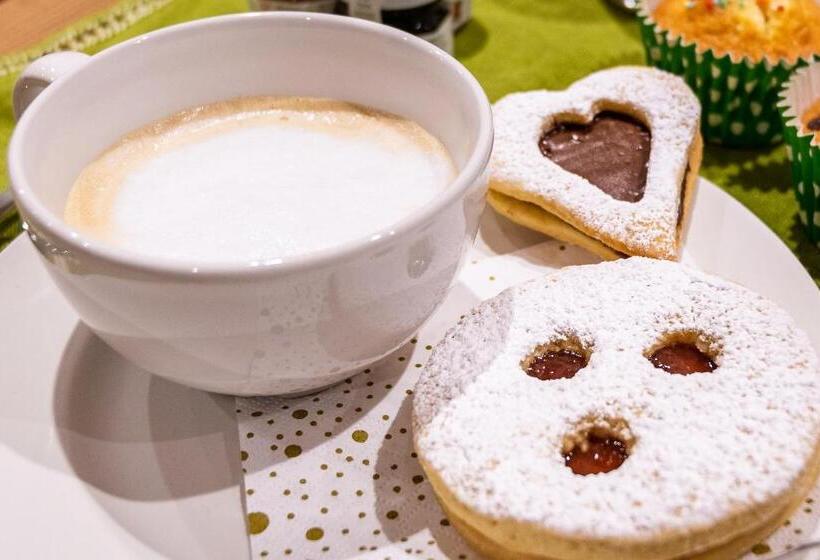 בית מלון כפרי Antico Borgo Brunelli