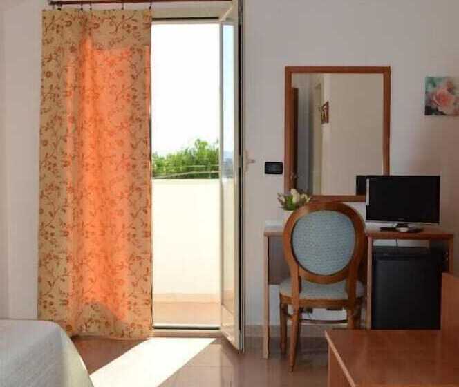 בית מלון כפרי Isolabella