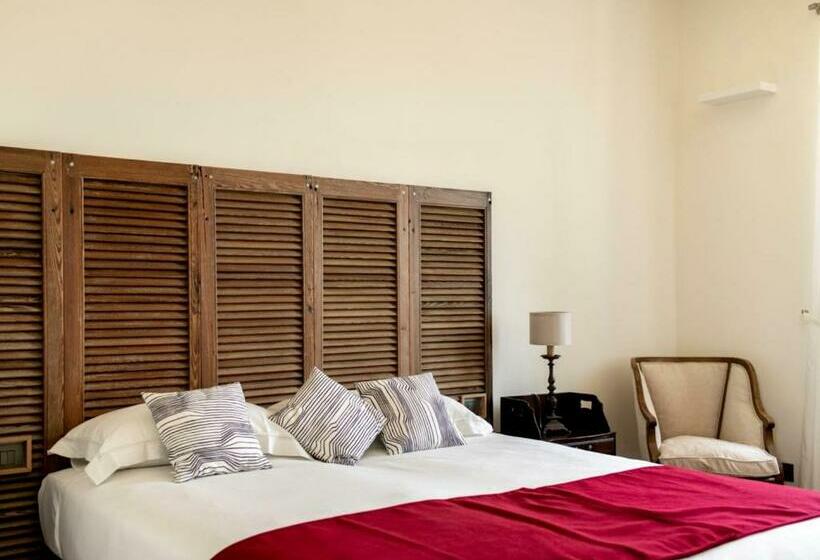 Le Vecchie Persiane   Bed & Breakfast