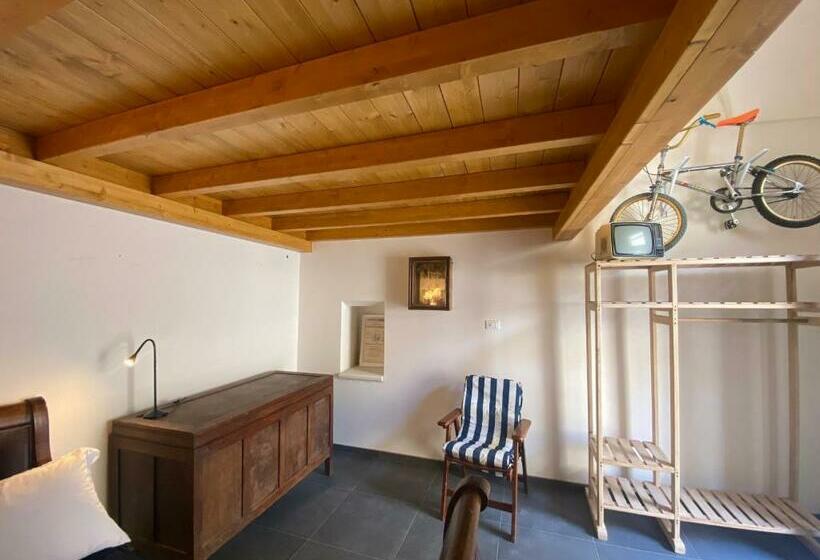 פנסיון Bric à Brac Eclectic Rooms