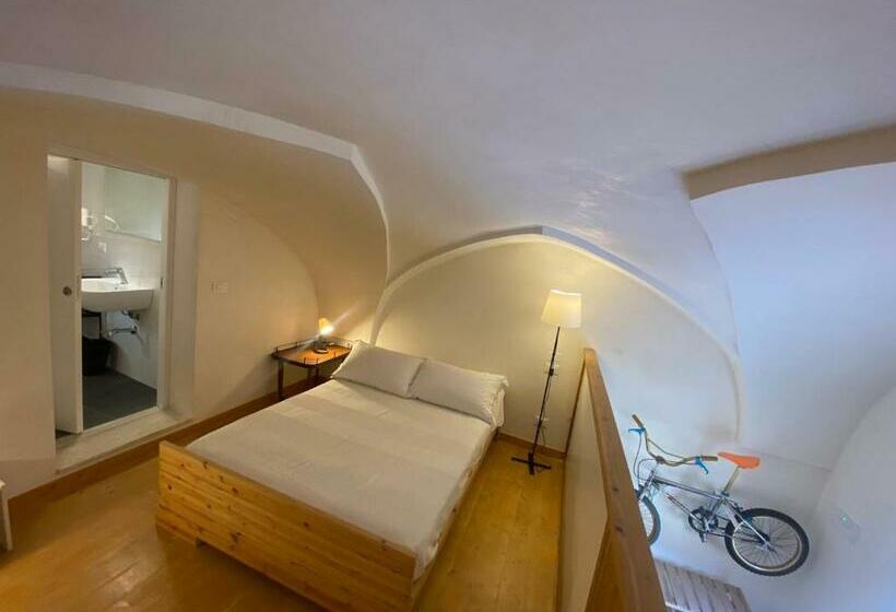 פנסיון Bric à Brac Eclectic Rooms