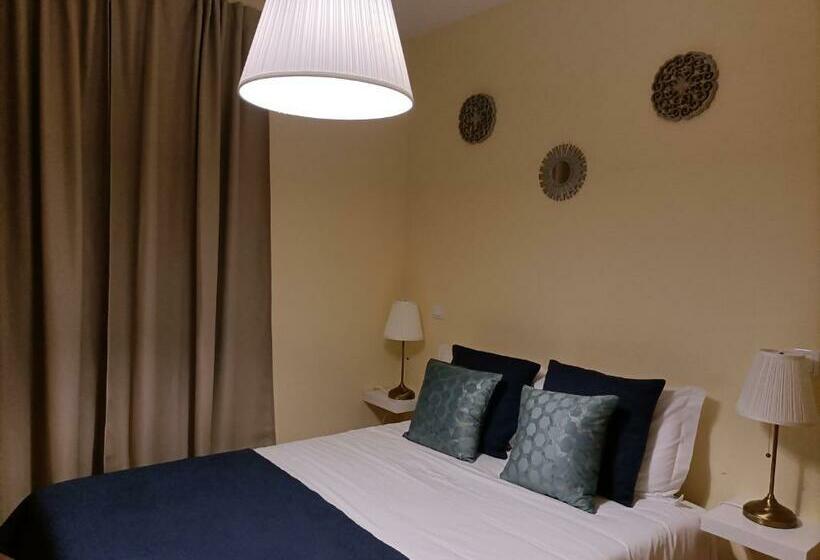 펜션 Central House