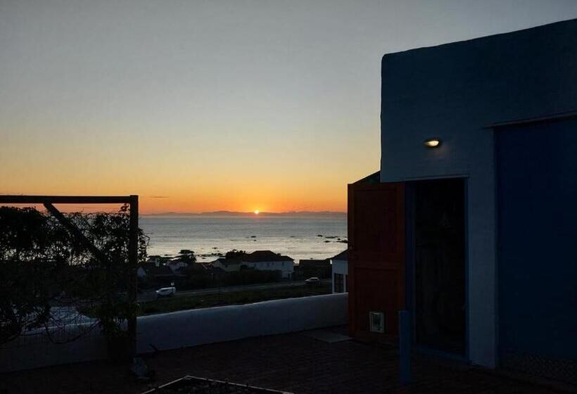 פנסיון Foot Loose & Fancy Free