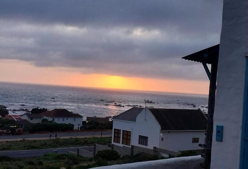 بنسيون Foot Loose & Fancy Free